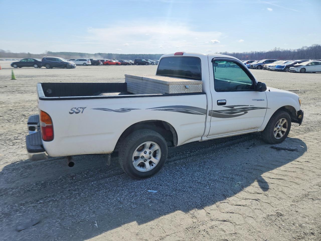 2000 TOYOTA TACOMA BASE photo 5