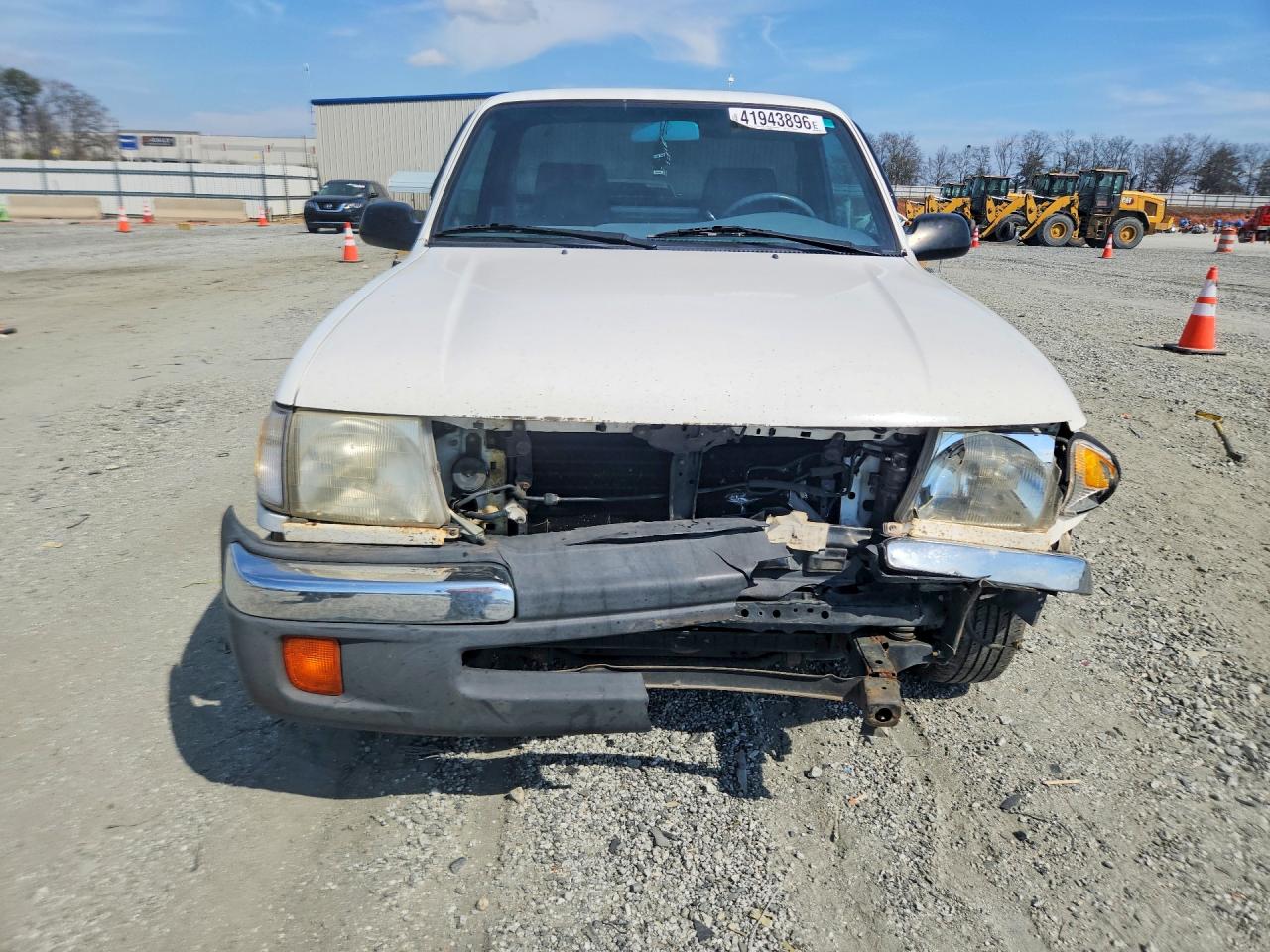2000 TOYOTA TACOMA BASE photo 9