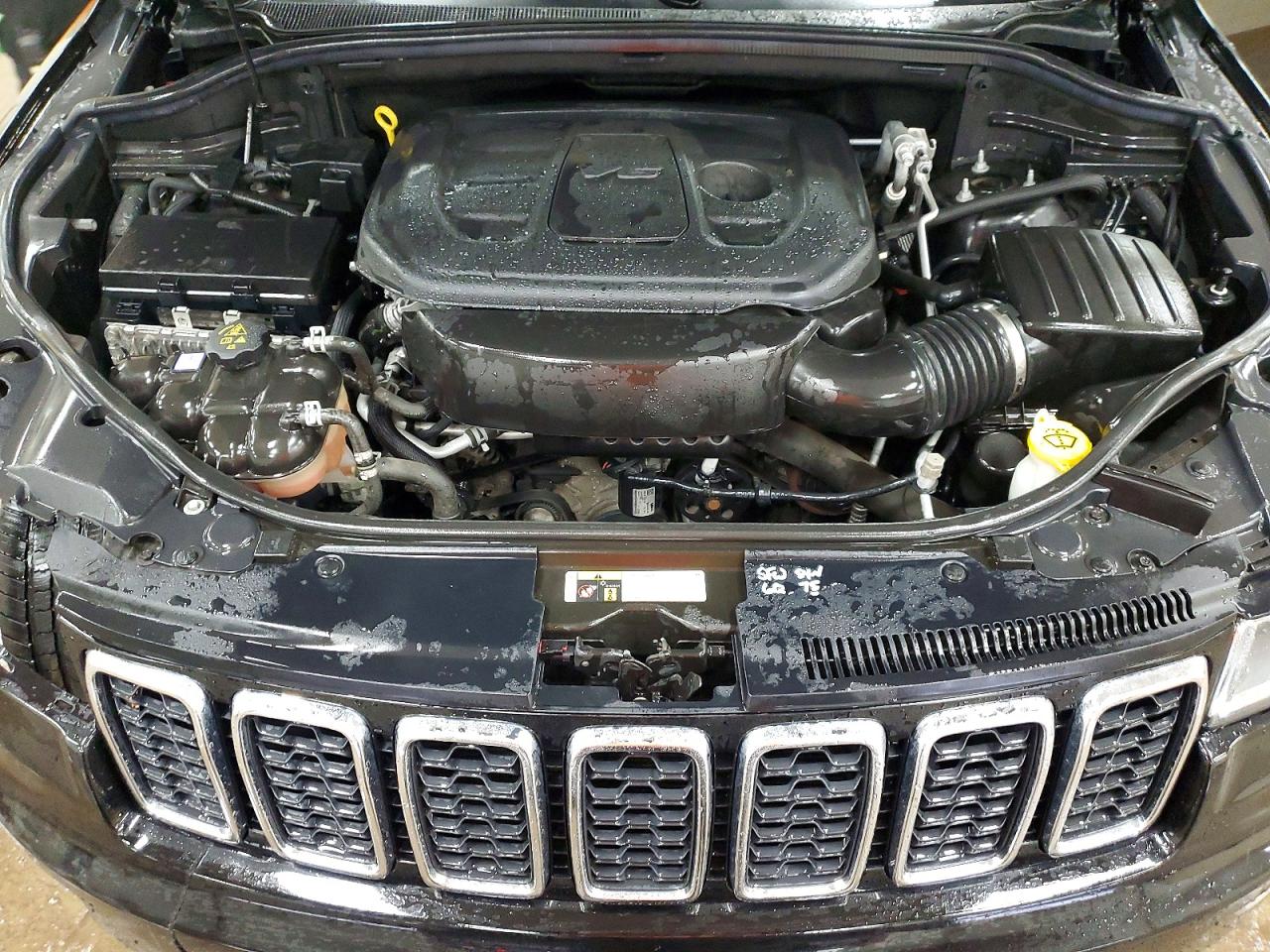 2019 JEEP GRAND CHEROKEE LIMITED photo 12