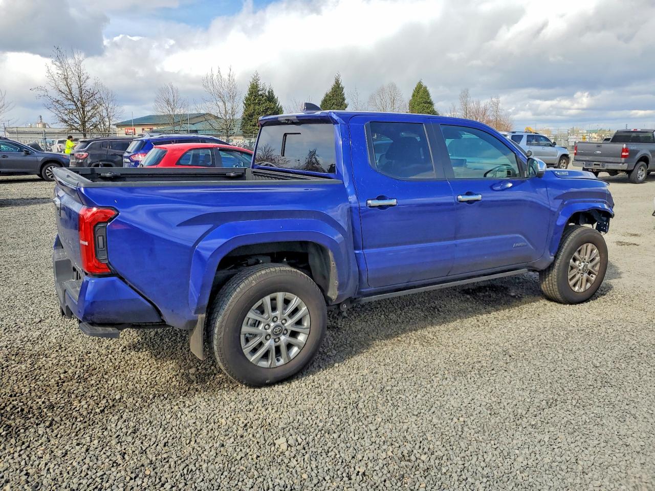 2025 TOYOTA TACOMA LIMITED HV photo 3