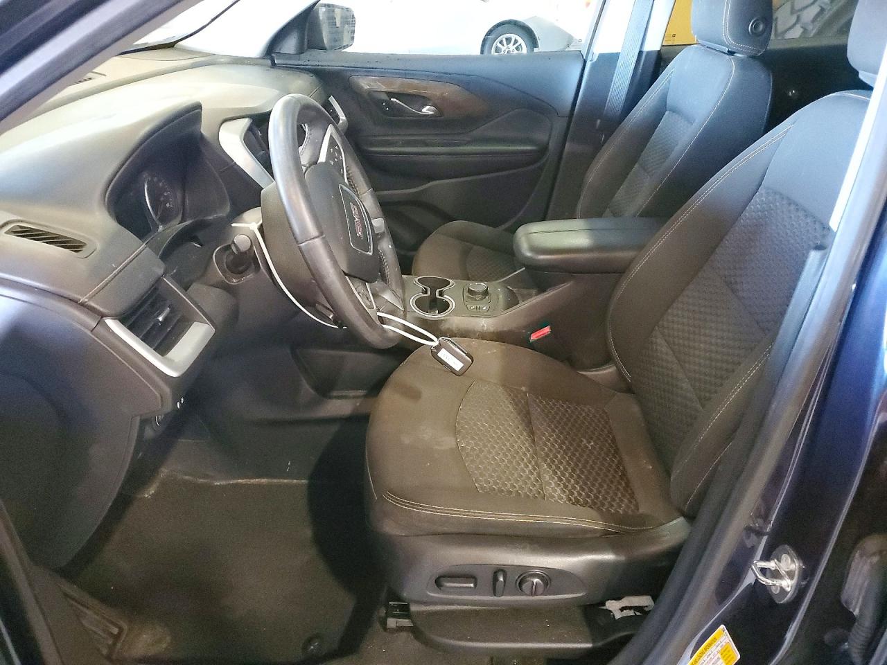 2018 GMC TERRAIN SLE photo 14