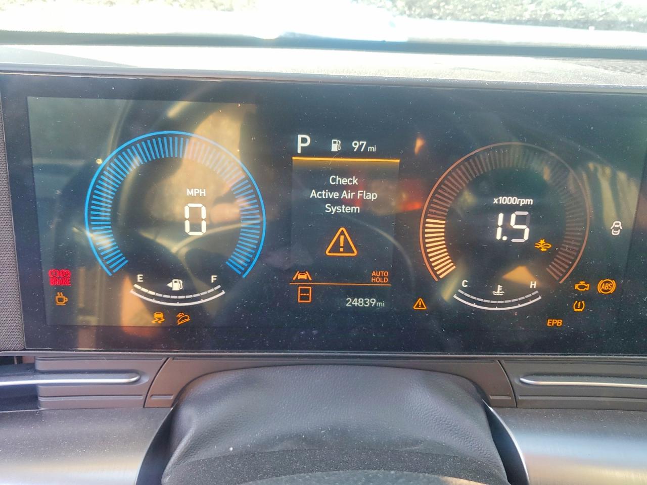 2025 HYUNDAI KONA SEL photo 17