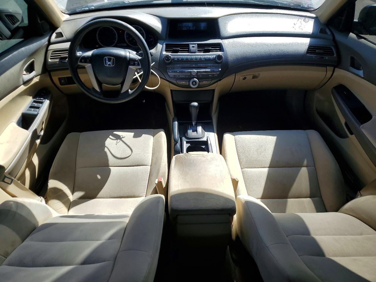 2010 HONDA ACCORD LX photo 15