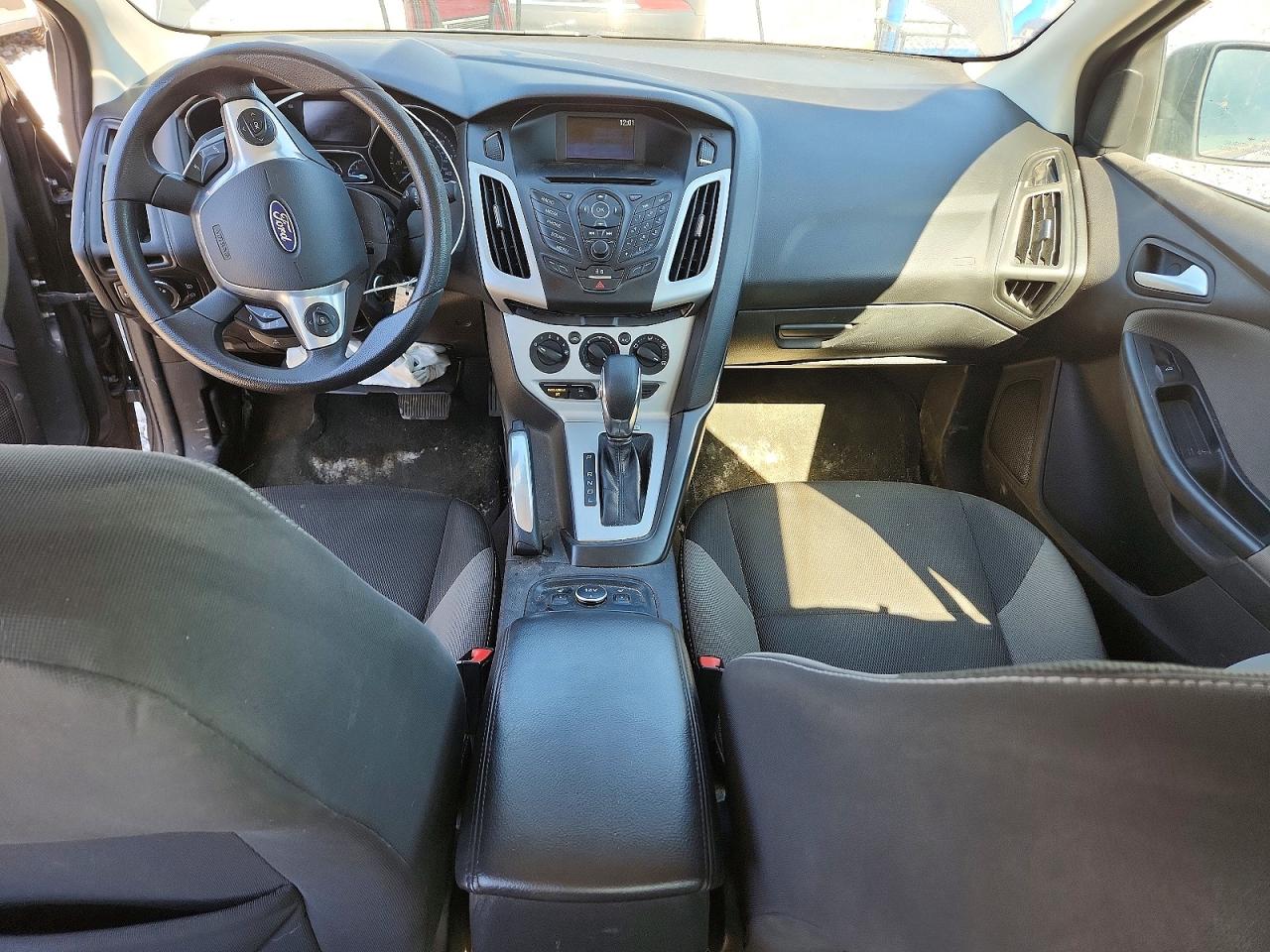 2013 FORD FOCUS SE photo 8