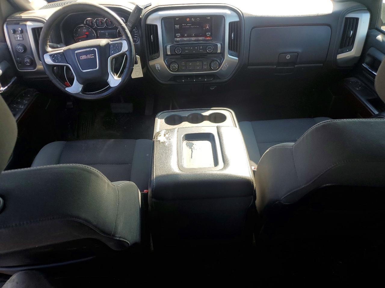 2015 GMC SIERRA K2500 SLE photo 8