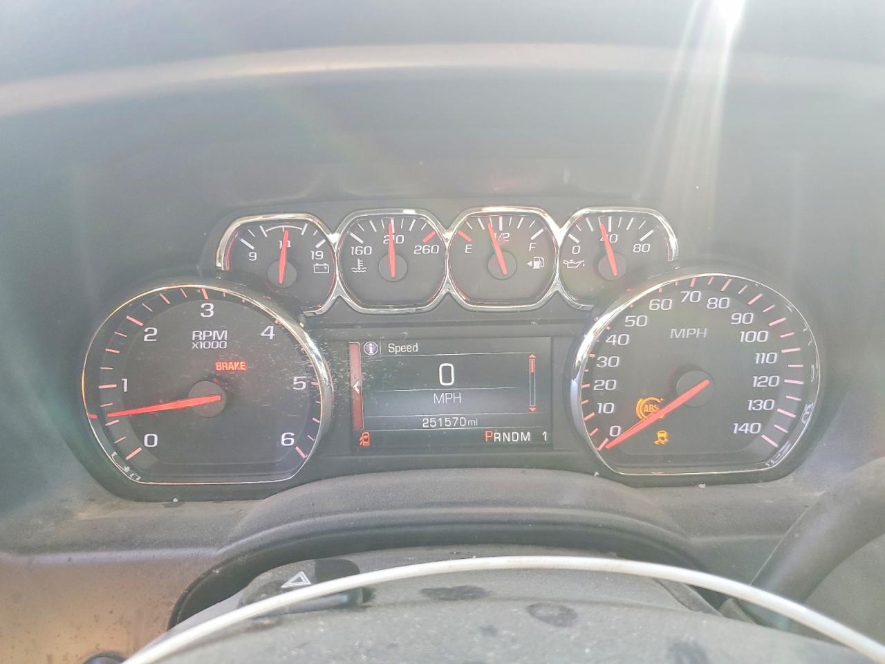 2015 GMC SIERRA K2500 SLE photo 9
