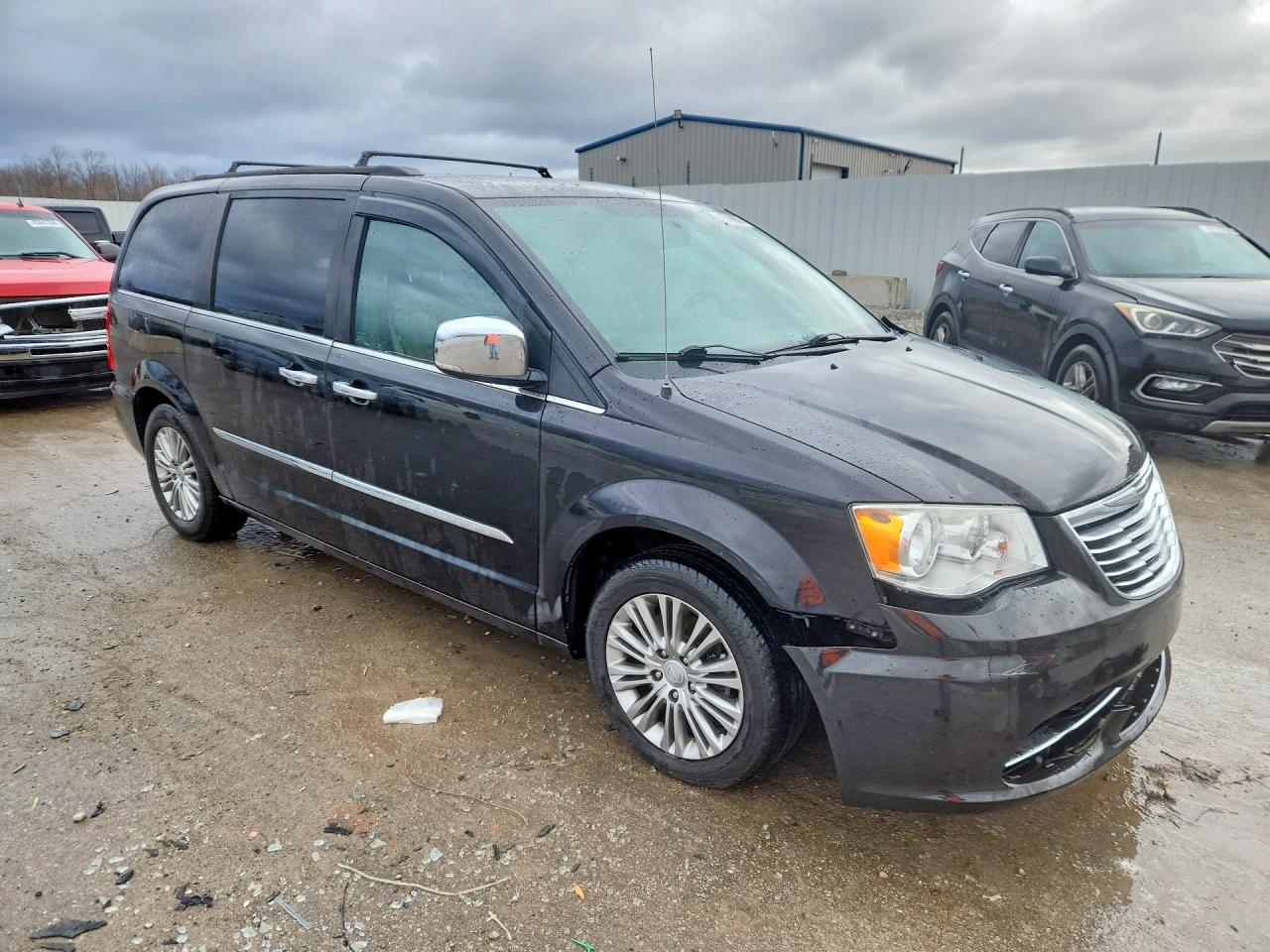 2015 CHRYSLER TOWN & COUNTRY TOURING L photo 10
