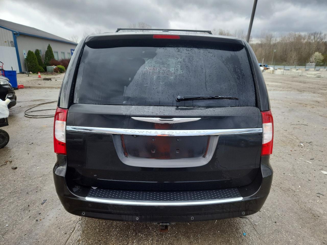 2015 CHRYSLER TOWN & COUNTRY TOURING L photo 16