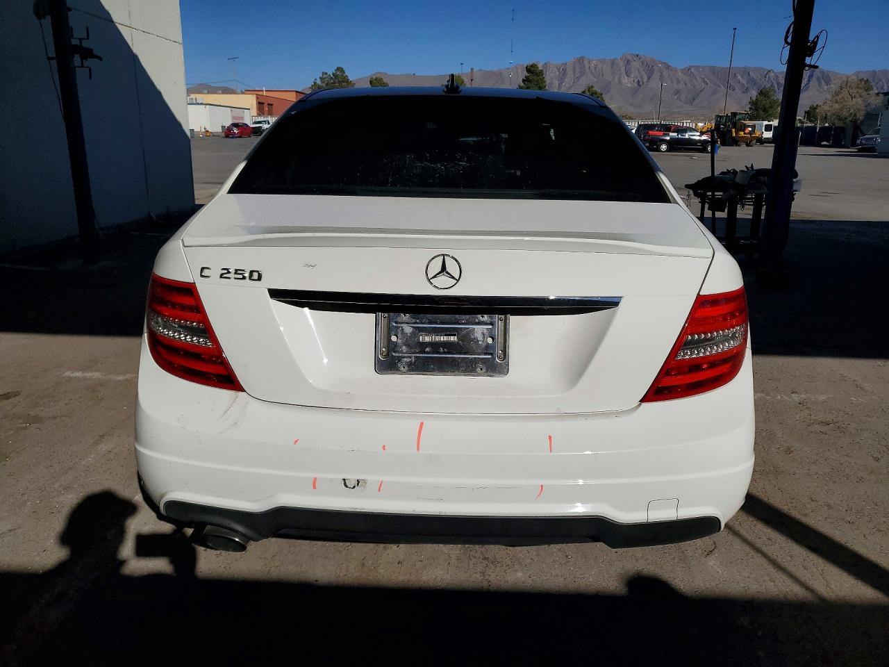 2014 MERCEDES-BENZ C 250 photo 11