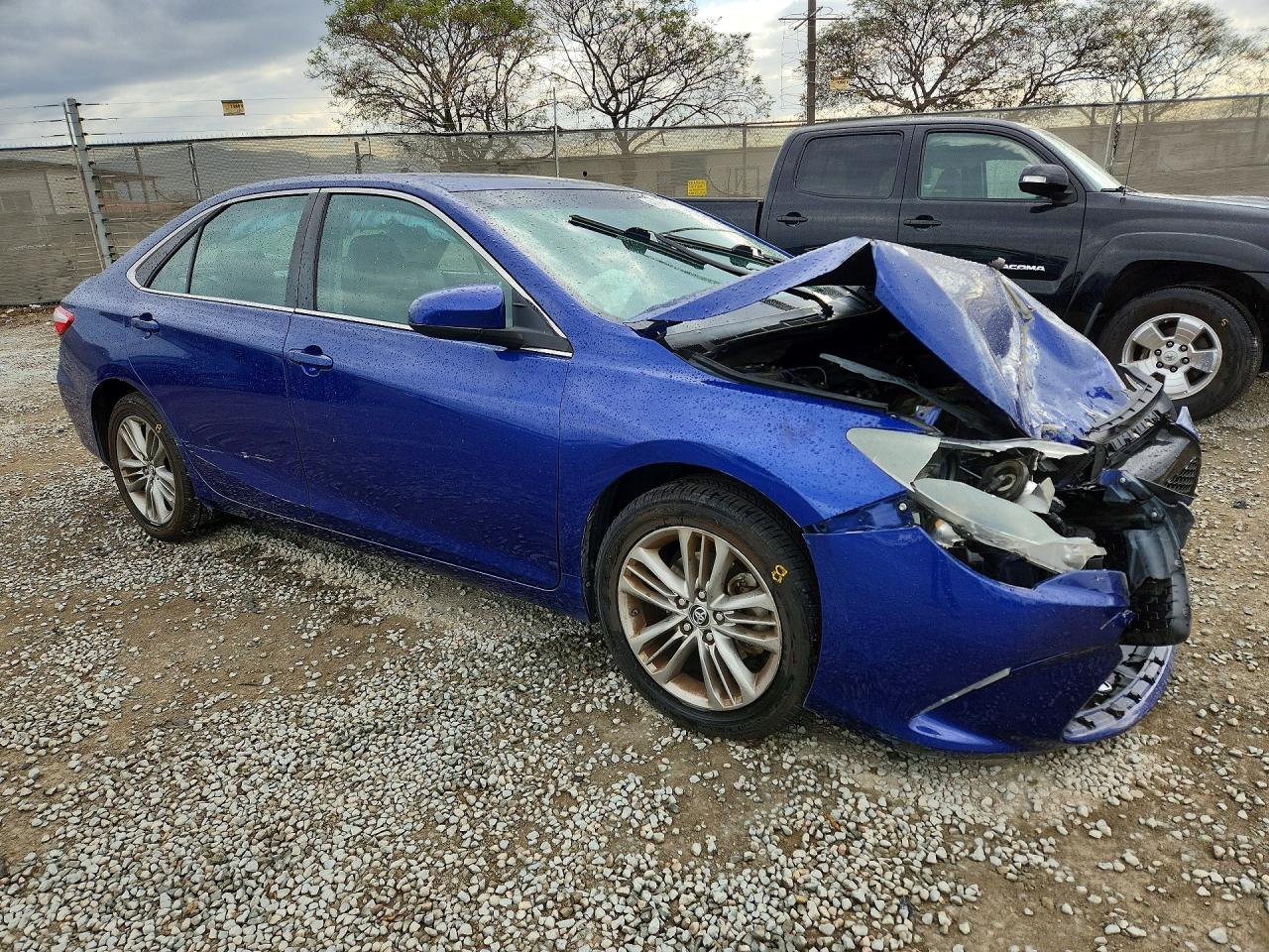 2016 TOYOTA CAMRY SE photo 7