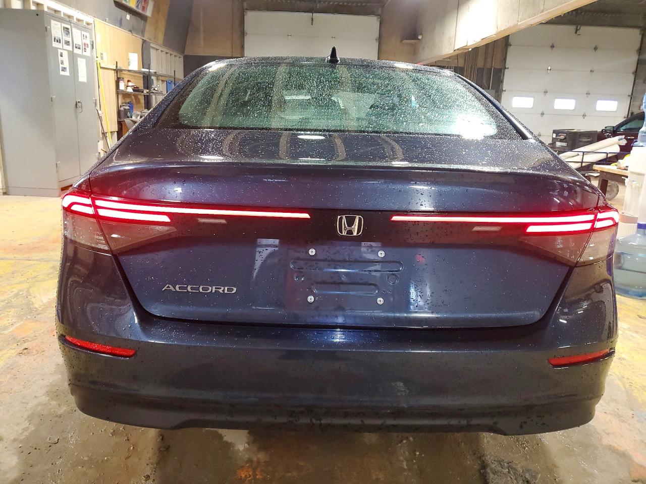 2025 HONDA ACCORD SE photo 11