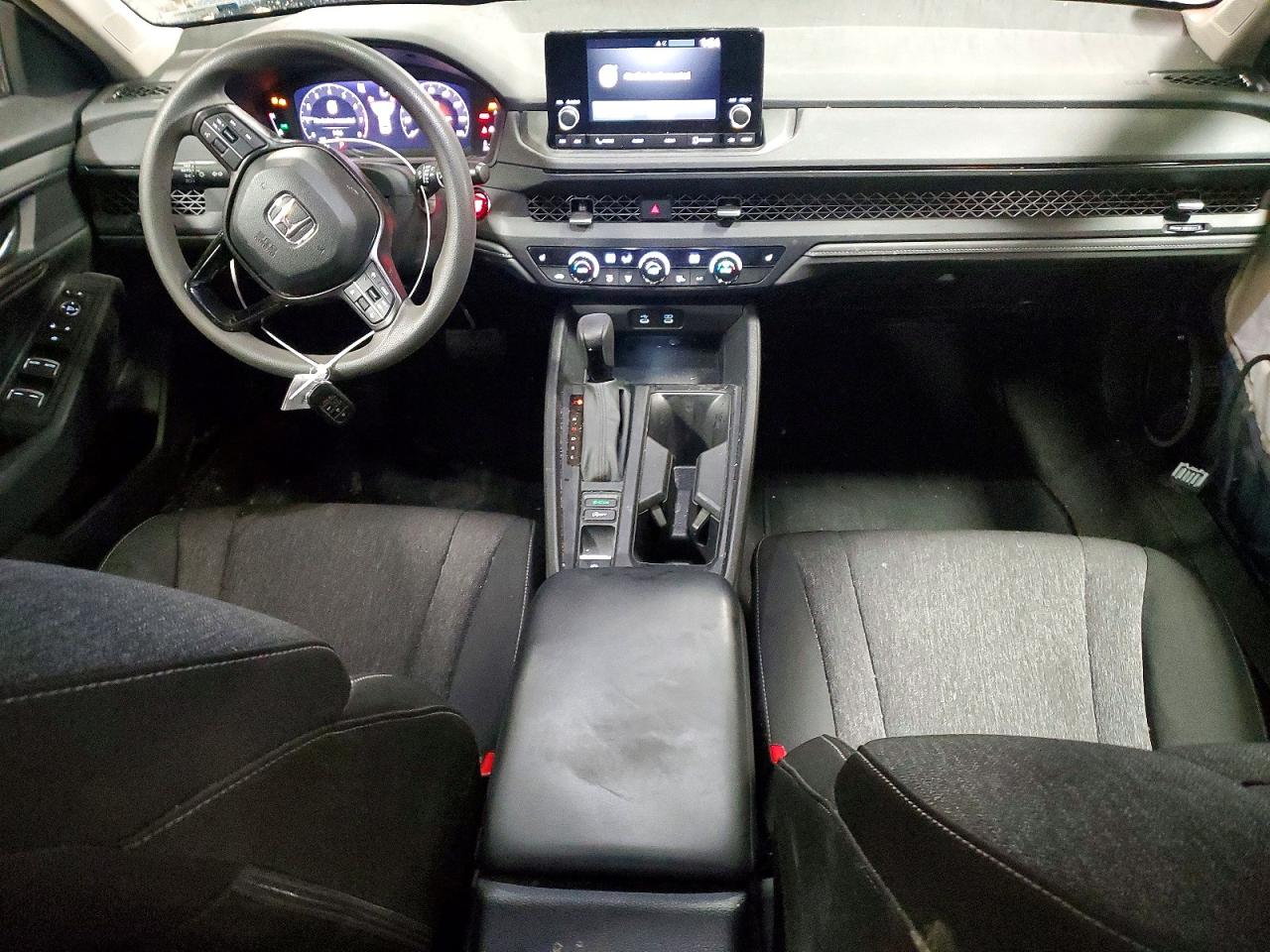 2025 HONDA ACCORD SE photo 15