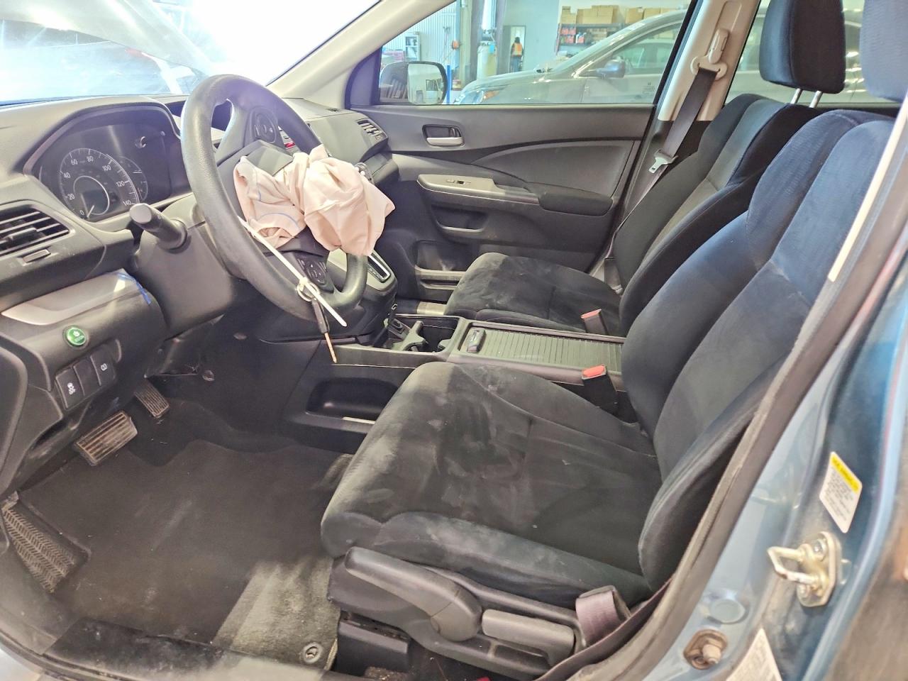 2014 HONDA CR-V LX photo 19