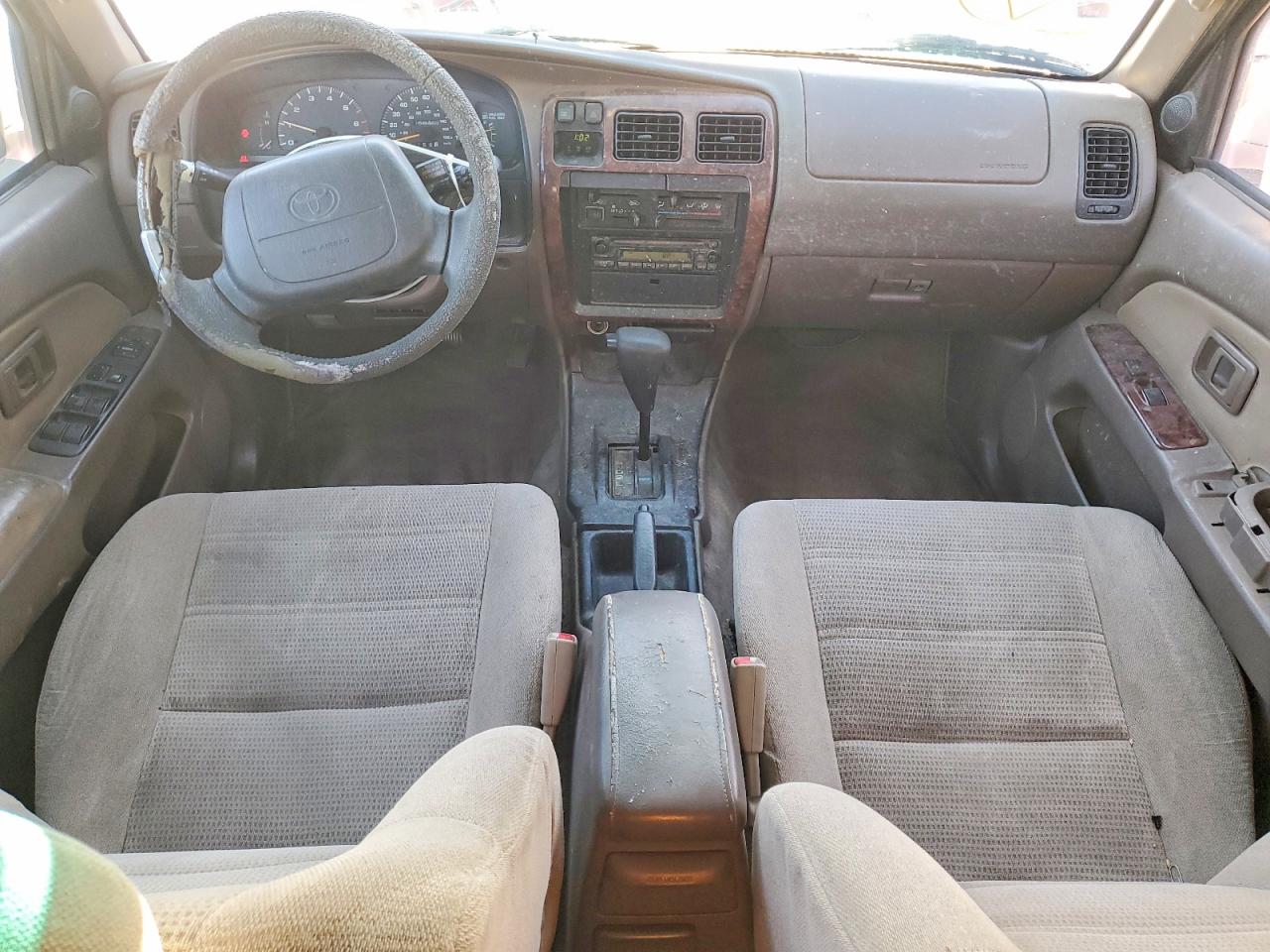 1997 TOYOTA 4RUNNER SR5 photo 8