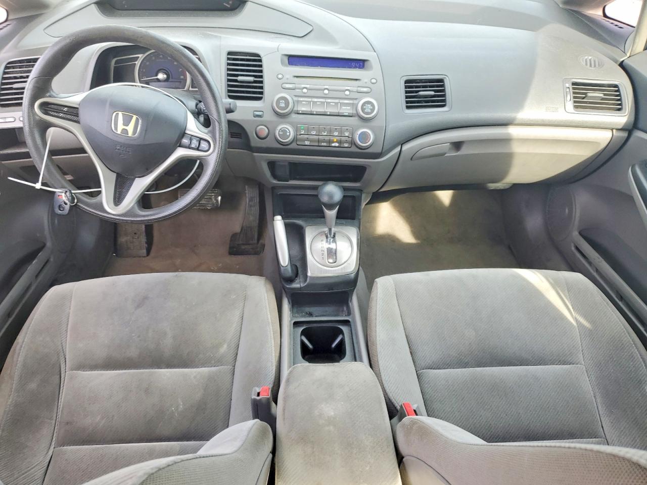 2010 HONDA CIVIC LX photo 22