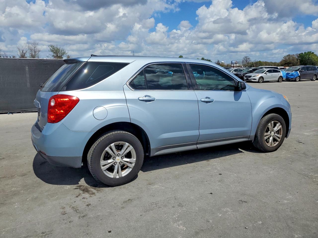 2014 CHEVROLET EQUINOX LS photo 3