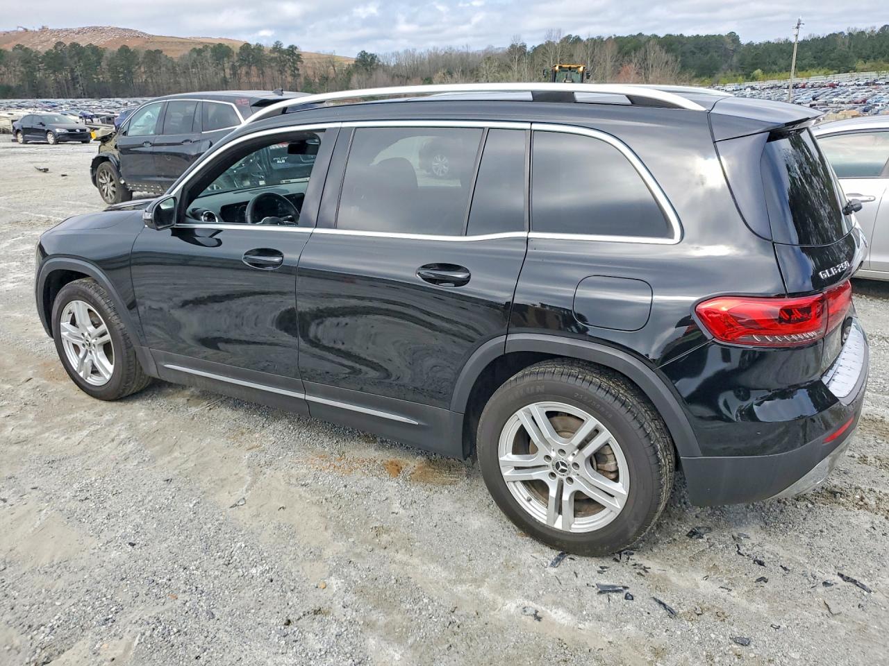 2020 MERCEDES-BENZ GLB 250 4MATIC photo 3