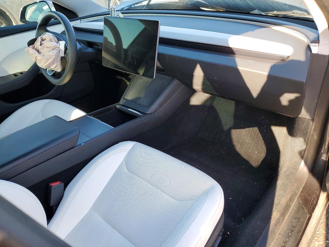 2024 TESLA MODEL 3 photo 15
