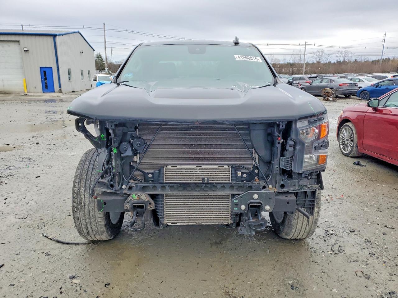 2024 CHEVROLET SILVERADO K1500 CUSTOM photo 9
