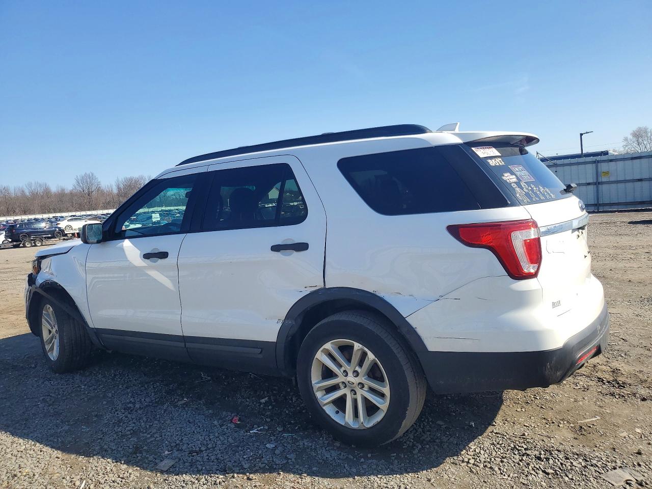 2016 FORD EXPLORER photo 3