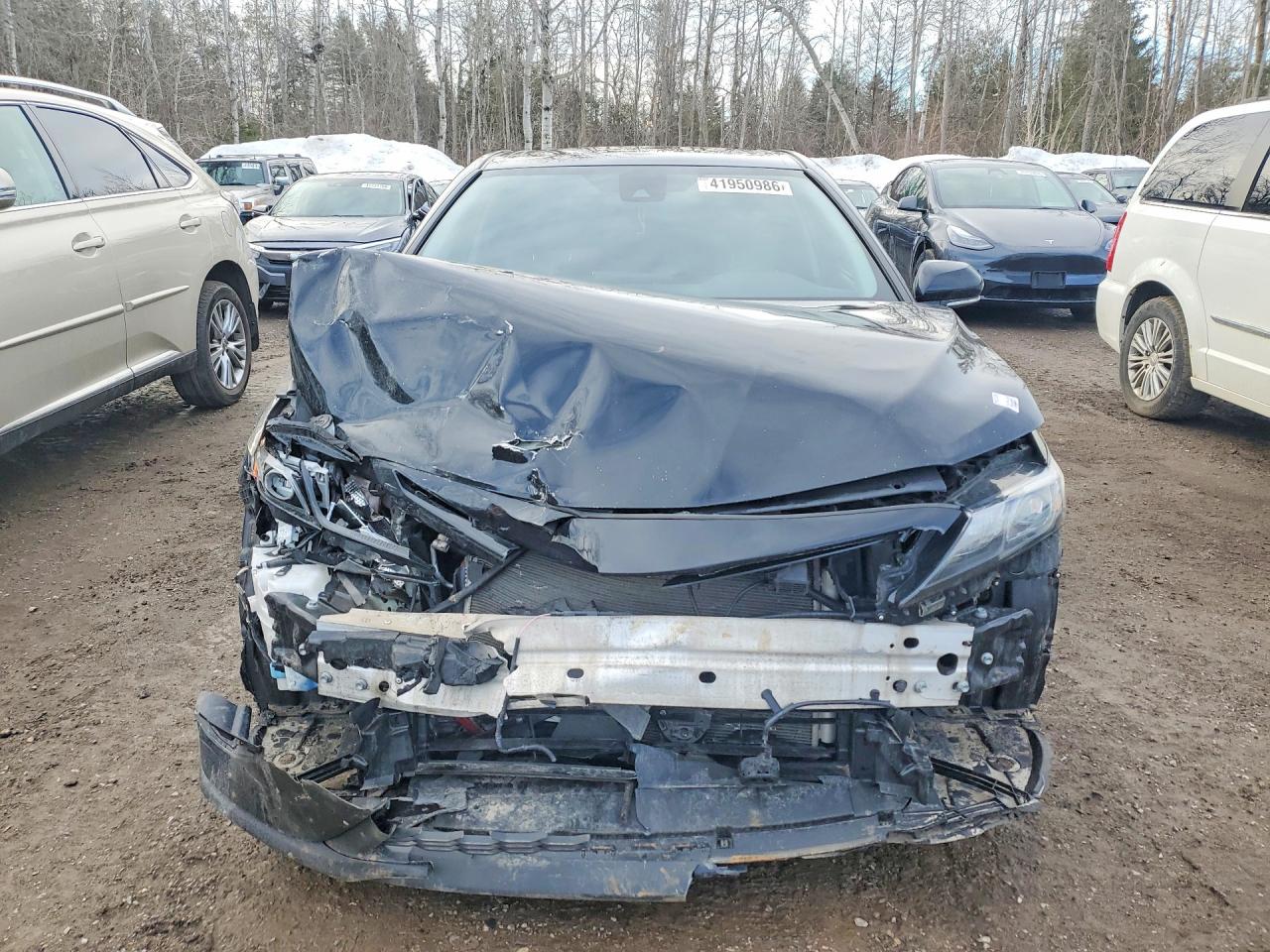 2022 TOYOTA CAMRY XLE photo 9