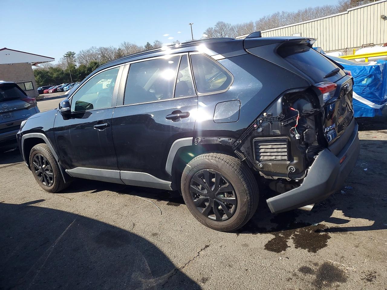 2019 TOYOTA RAV4 LE photo 3