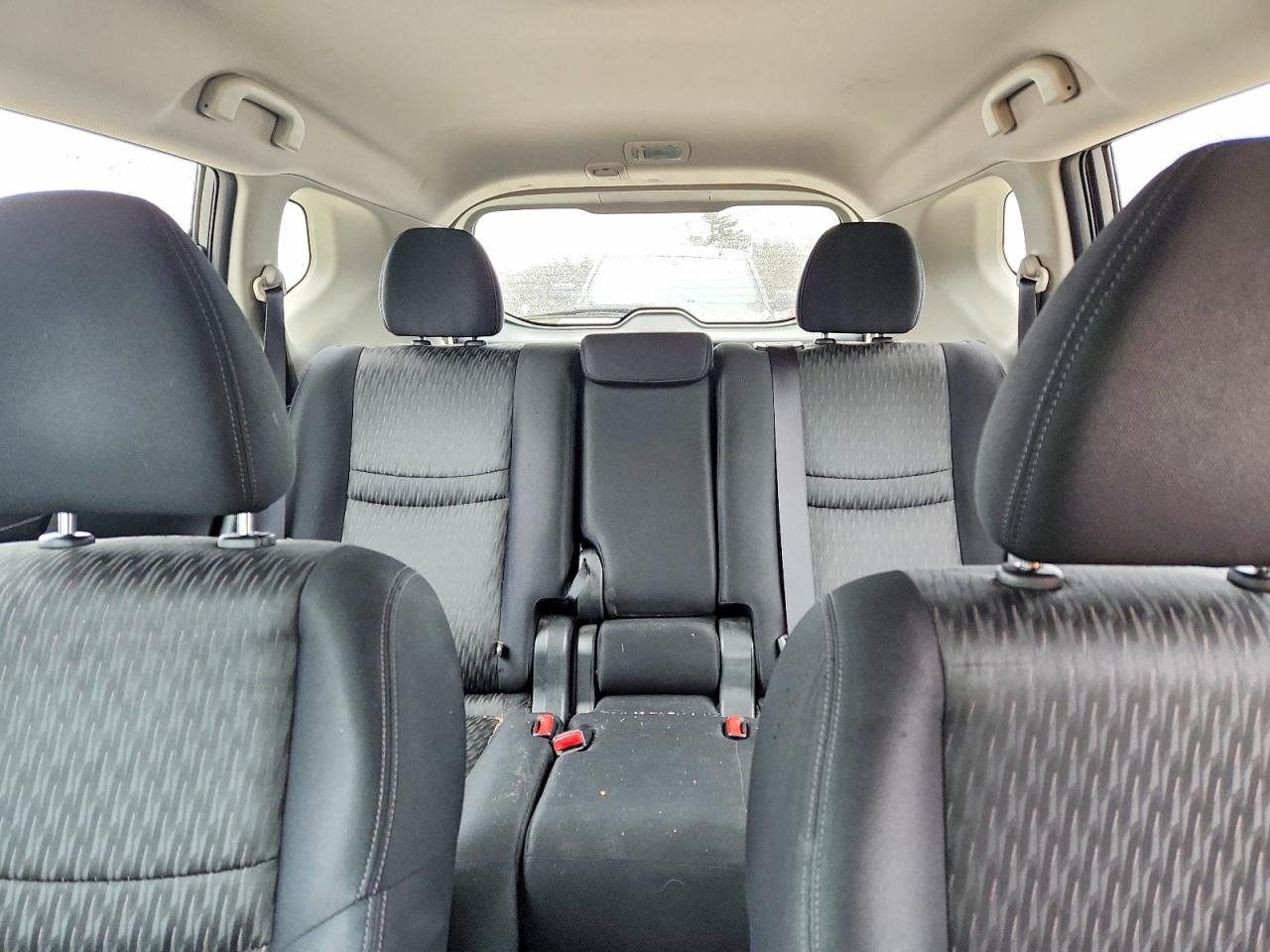 2017 NISSAN ROGUE S photo 10