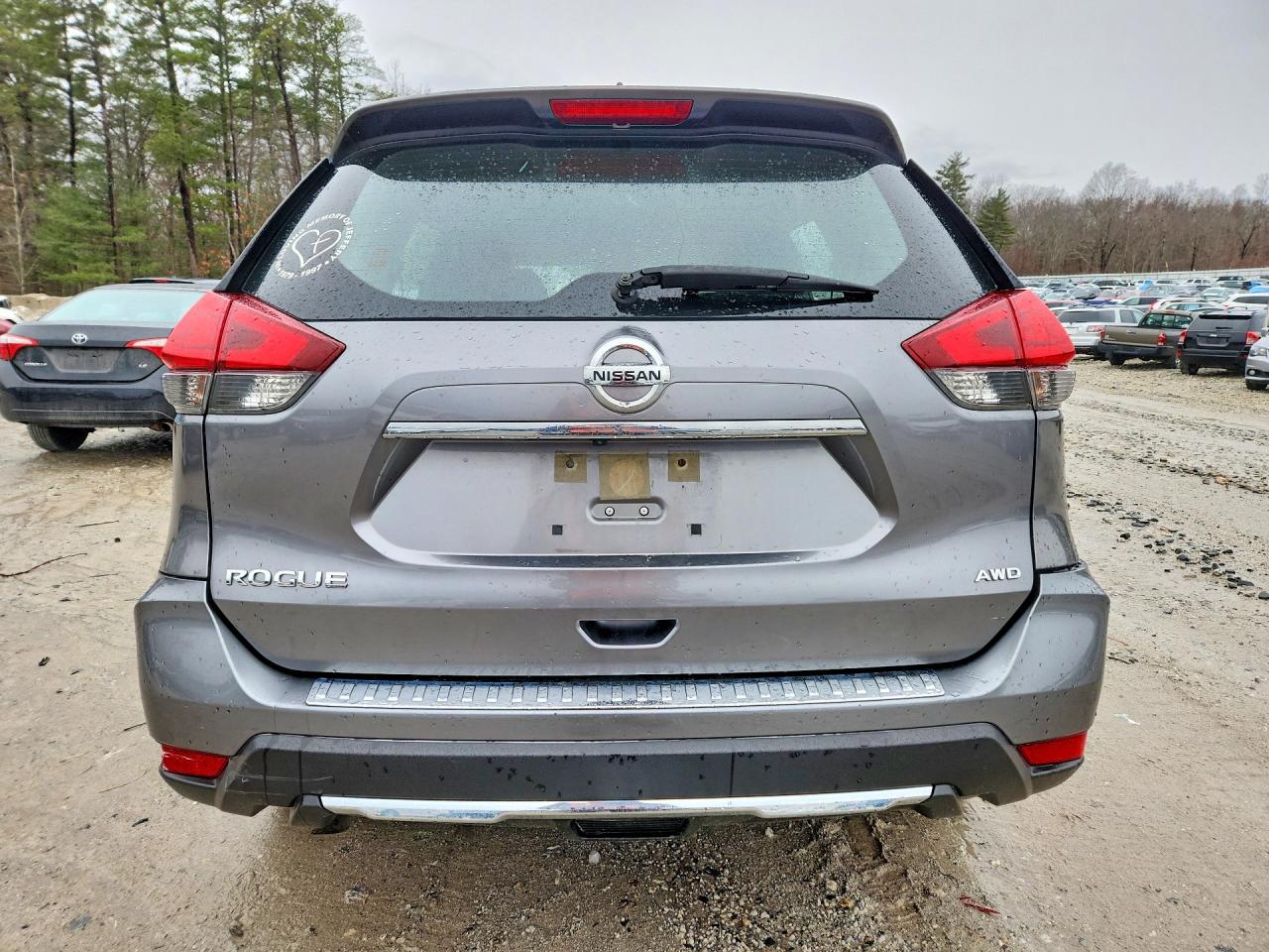 2017 NISSAN ROGUE S photo 6