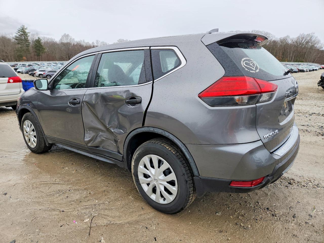 2017 NISSAN ROGUE S photo 2