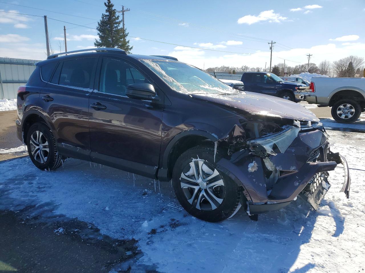 2016 TOYOTA RAV4 LE photo 4