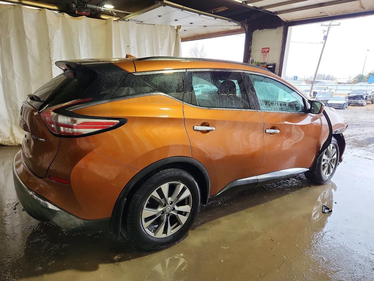2015 NISSAN MURANO SV photo 3