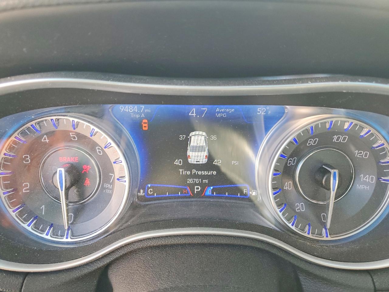 2022 CHRYSLER 300 TOURING L photo 17