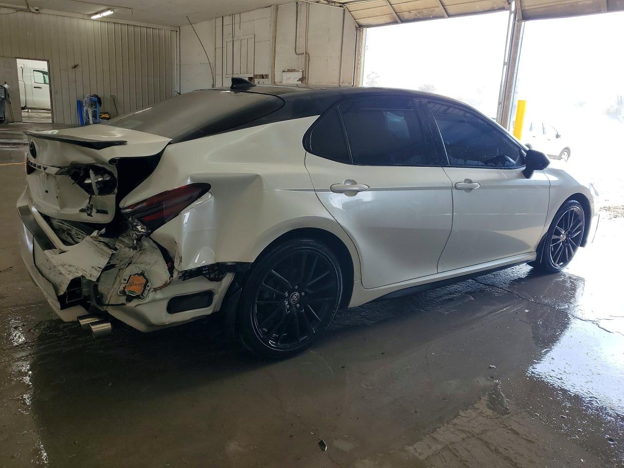 2021 TOYOTA CAMRY XSE photo 5