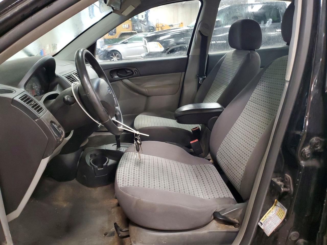 2007 FORD FOCUS photo 13