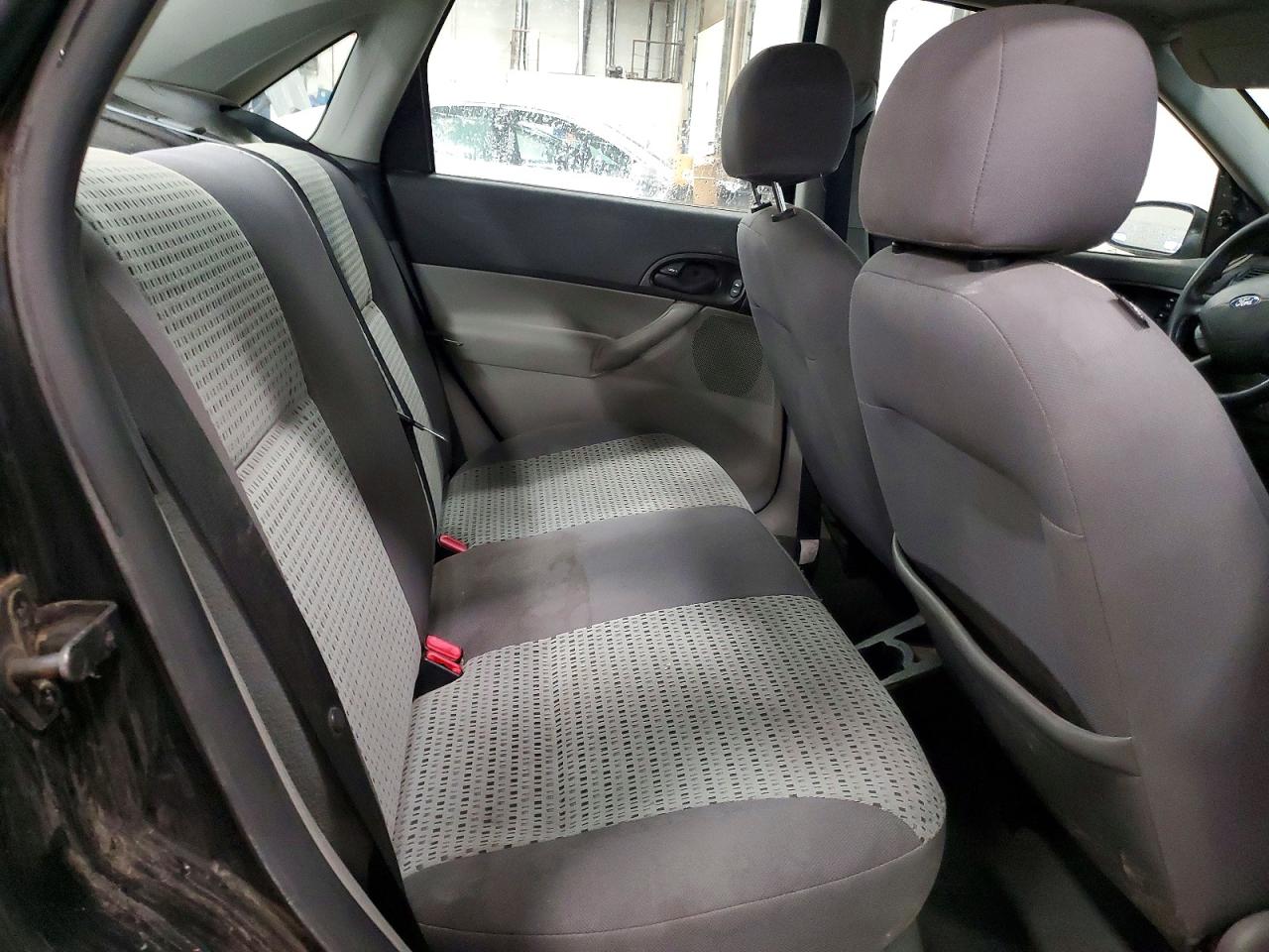 2007 FORD FOCUS photo 19