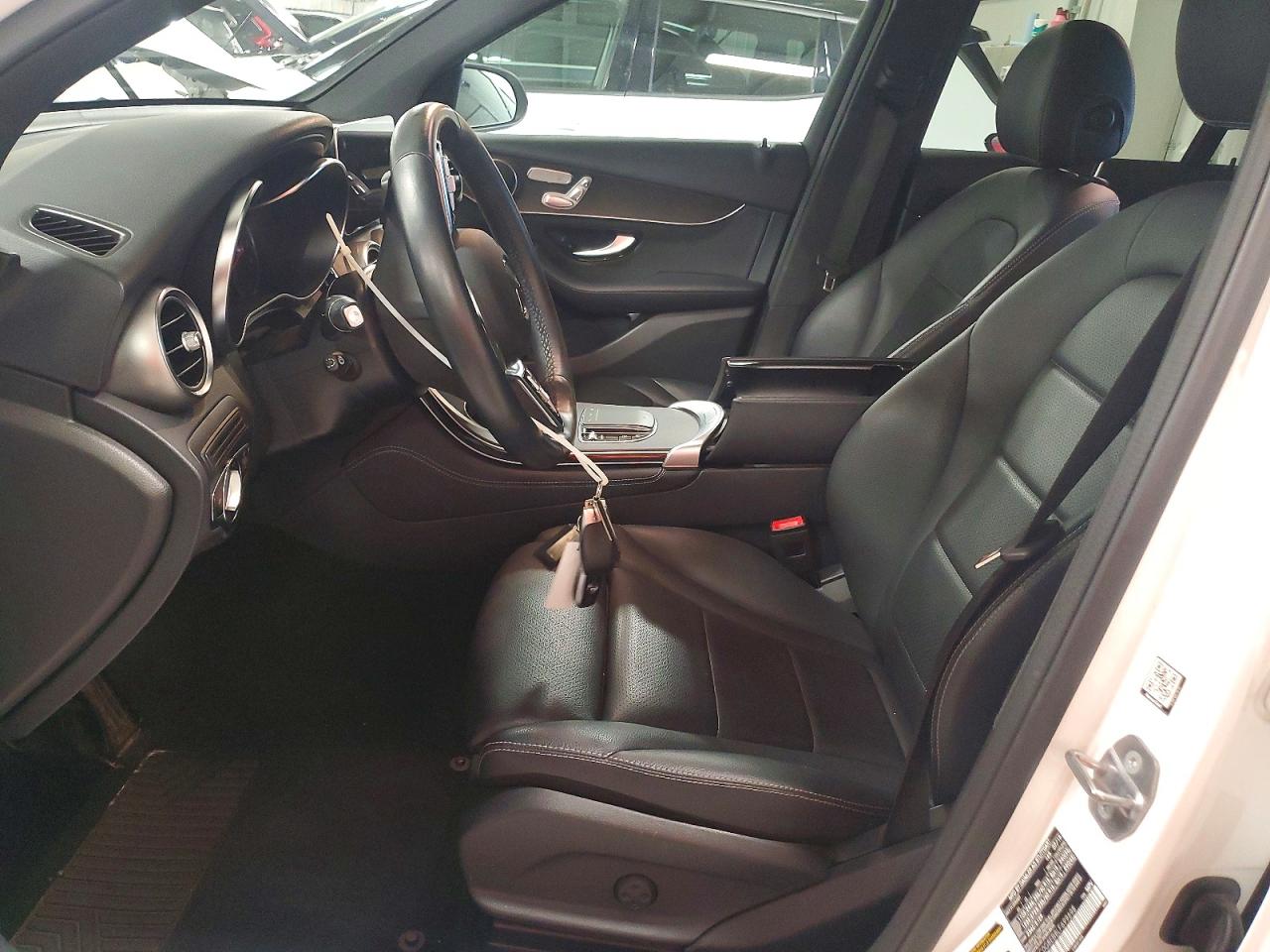 2020 MERCEDES-BENZ GLC 300 4MATIC photo 7