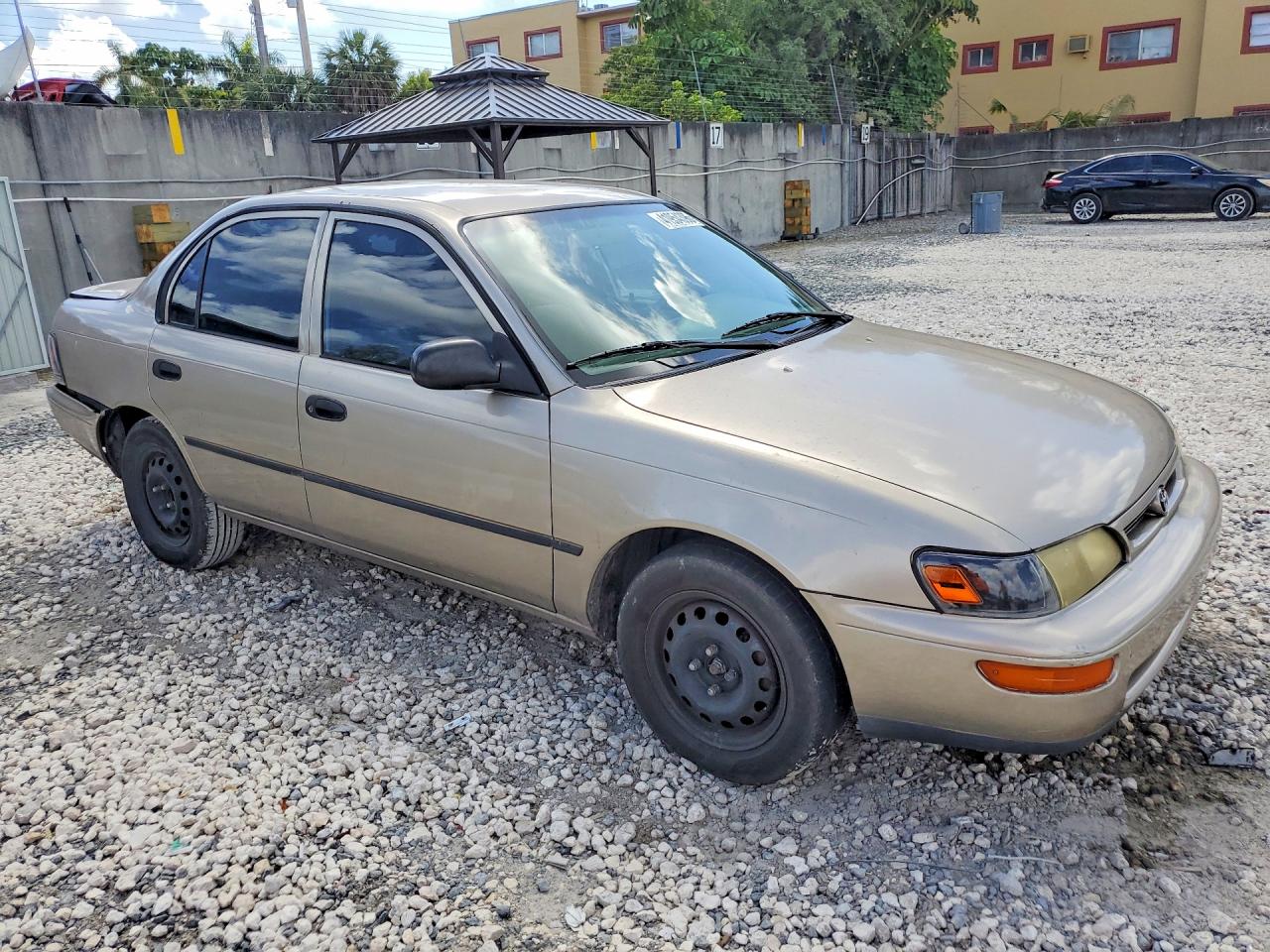1997 TOYOTA COROLLA BASE photo 7