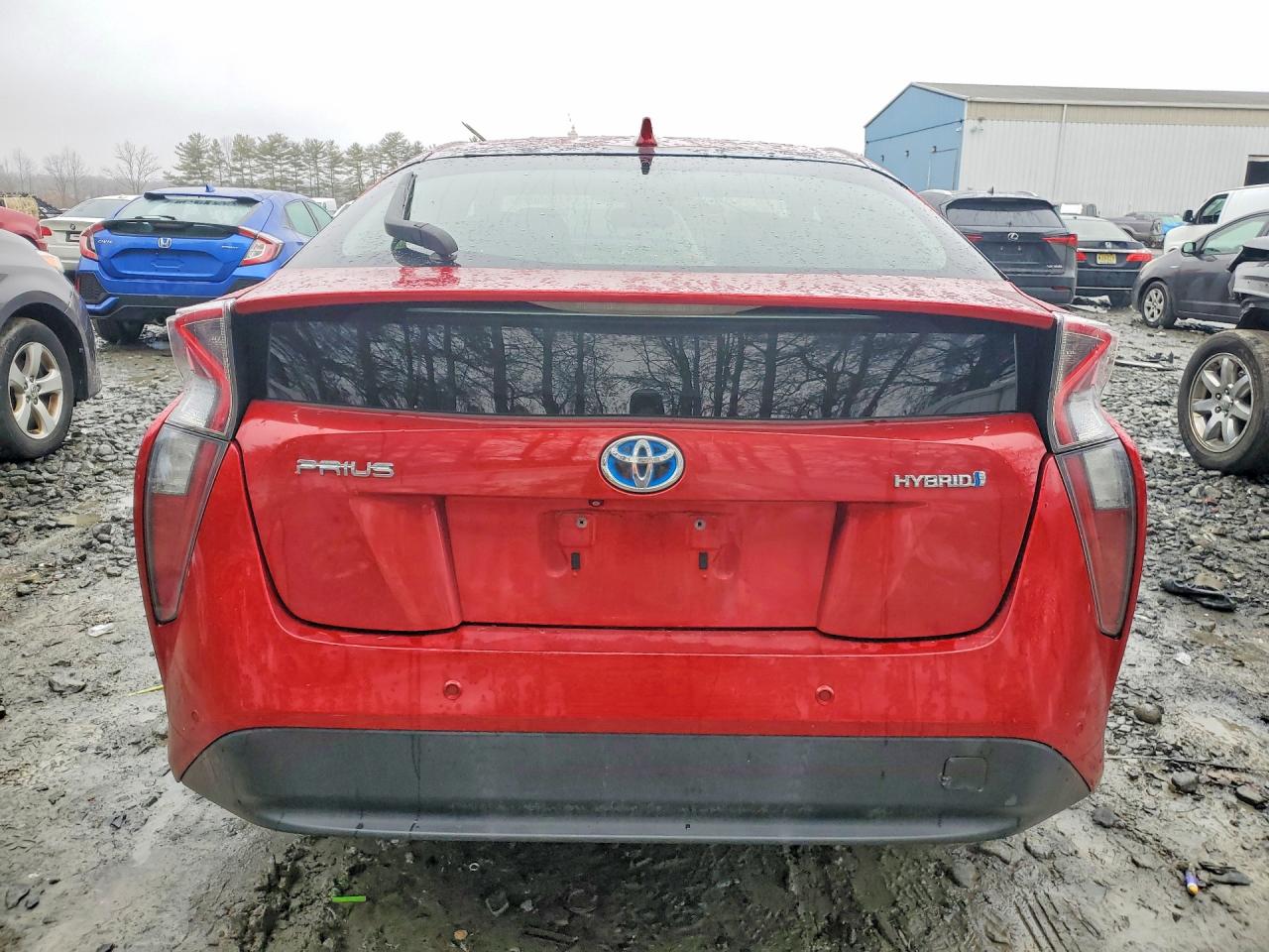 2017 TOYOTA PRIUS FOUR photo 6