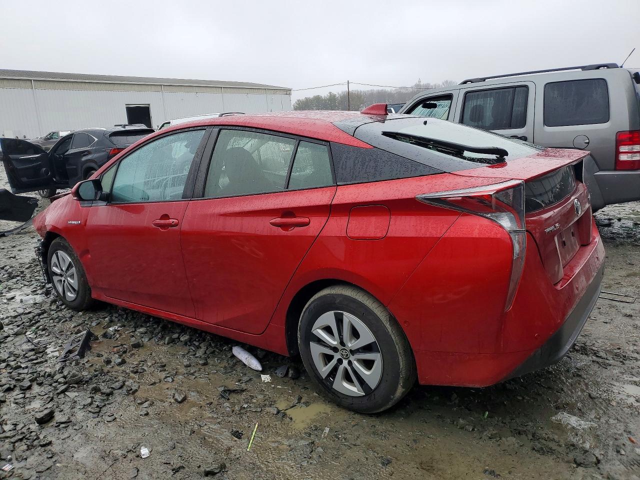 2017 TOYOTA PRIUS FOUR photo 2