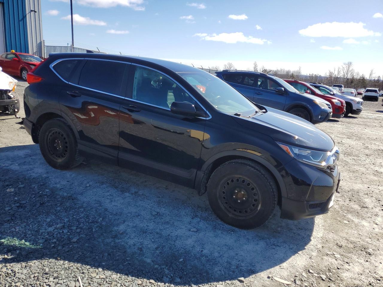 2017 HONDA CR-V LX photo 4