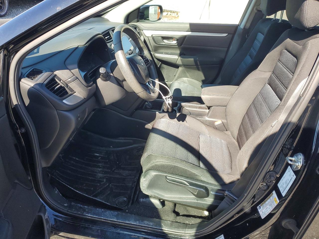 2017 HONDA CR-V LX photo 7