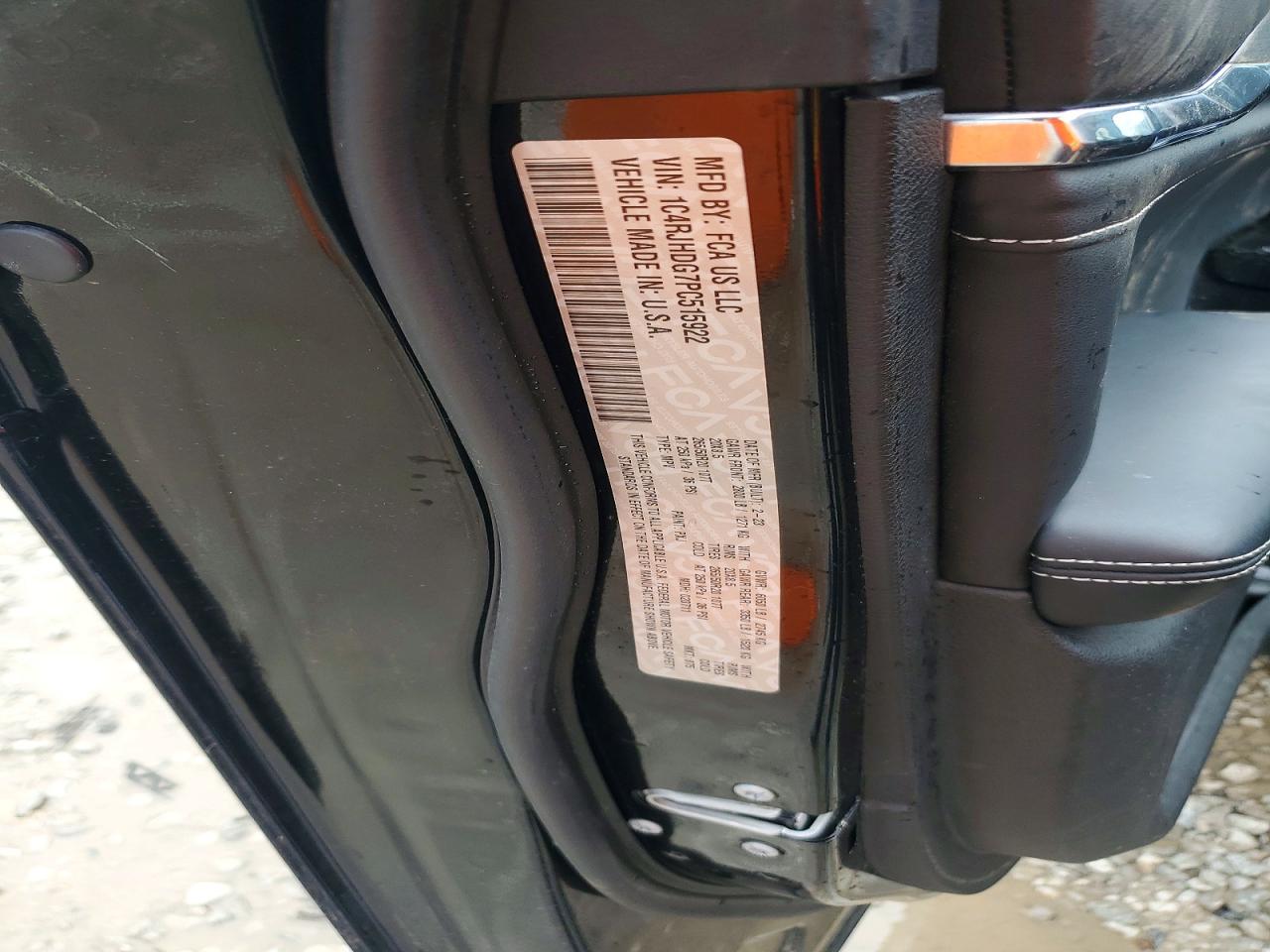 2023 JEEP GRAND CHEROKEE OVERLAND photo 25