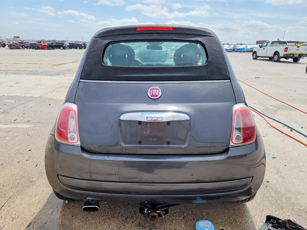 2015 FIAT 500 POP photo 6