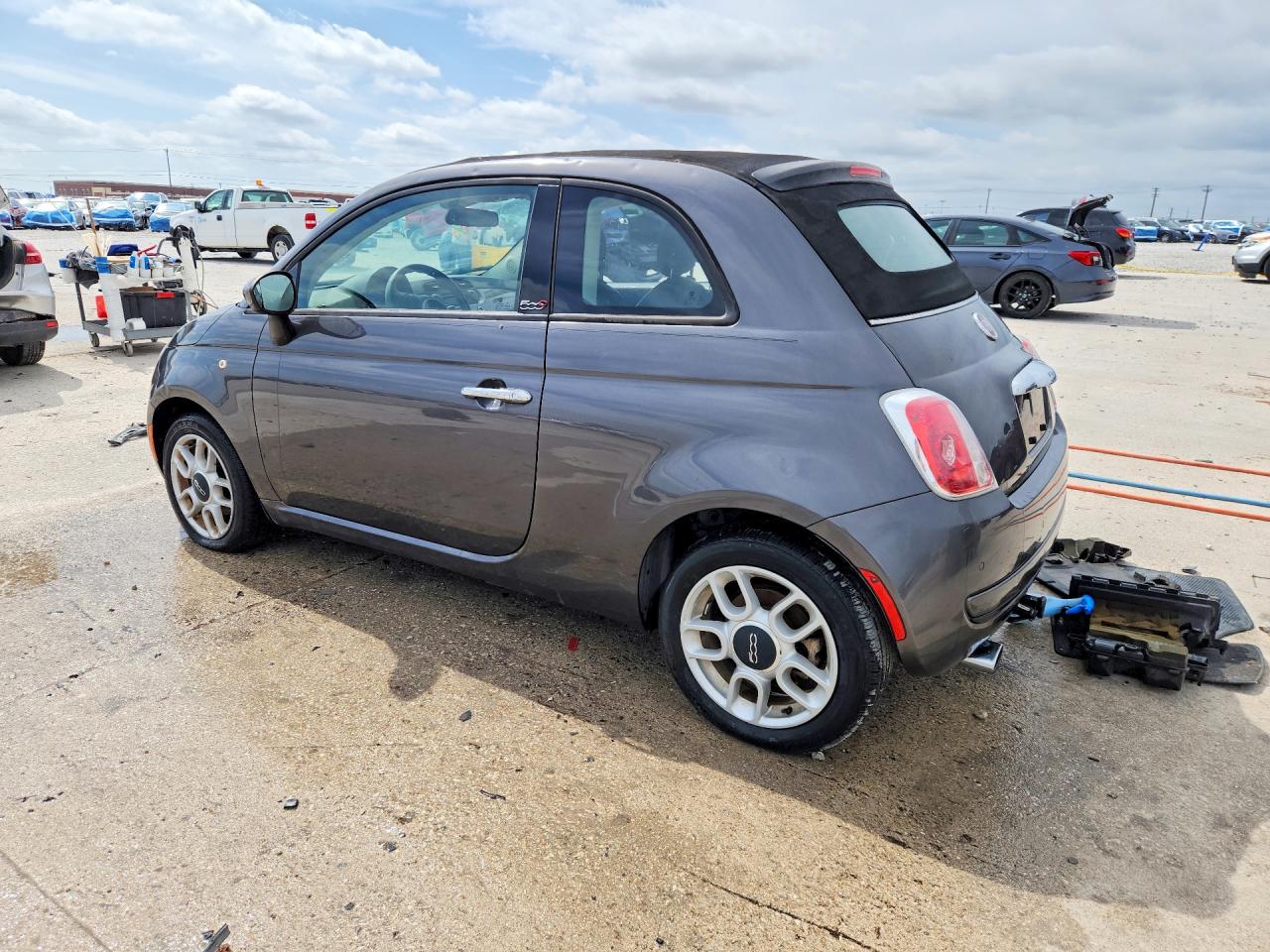 2015 FIAT 500 POP photo 2