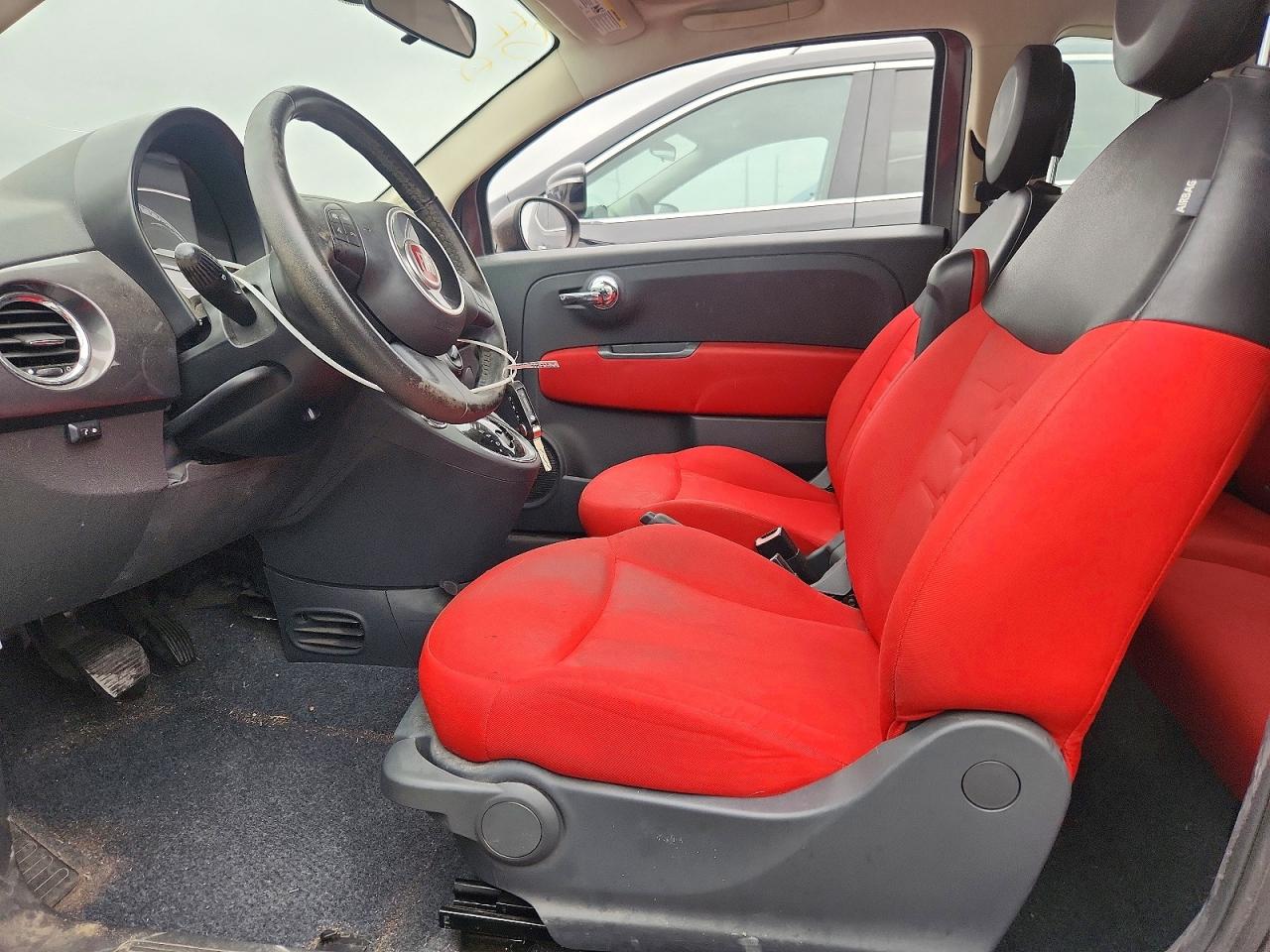 2015 FIAT 500 POP photo 7