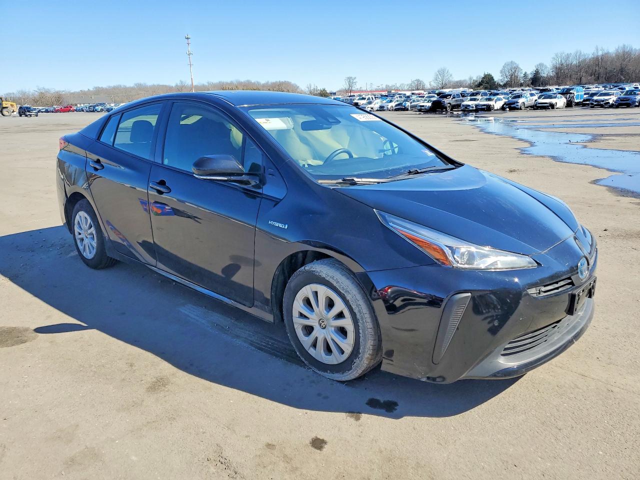 2019 TOYOTA PRIUS LE photo 4
