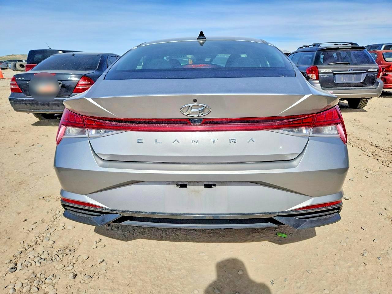 2022 HYUNDAI ELANTRA SEL photo 21