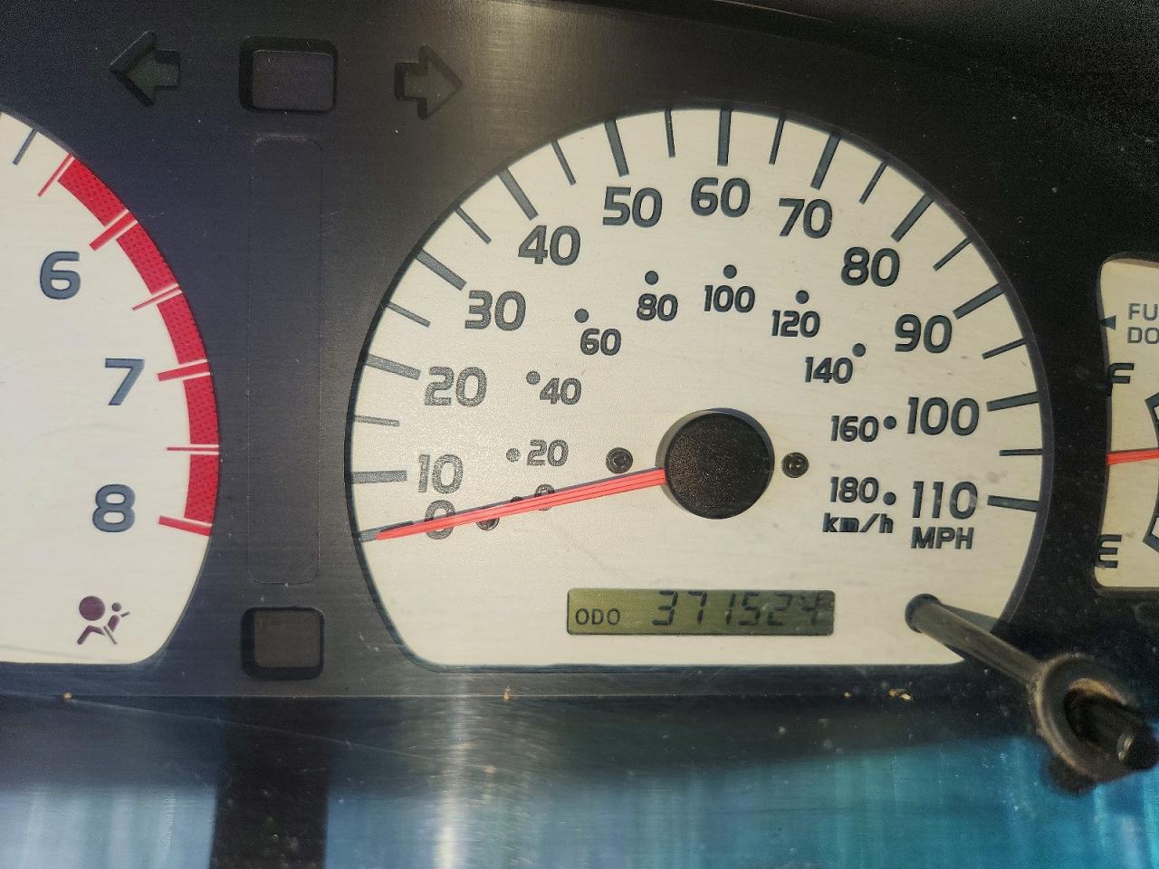 2002 TOYOTA TACOMA V6 photo 9