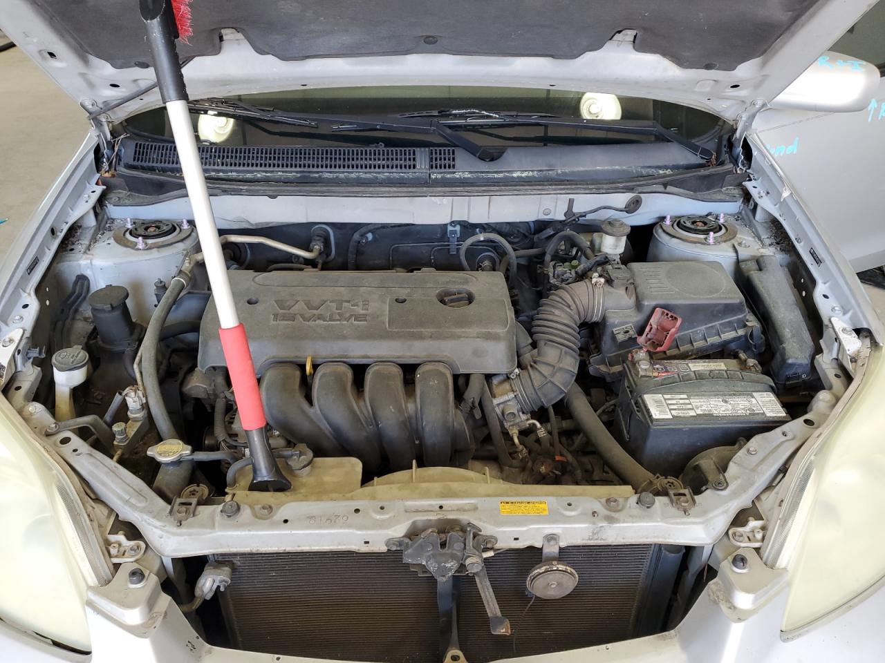 2005 TOYOTA COROLLA MATRIX XR photo 21