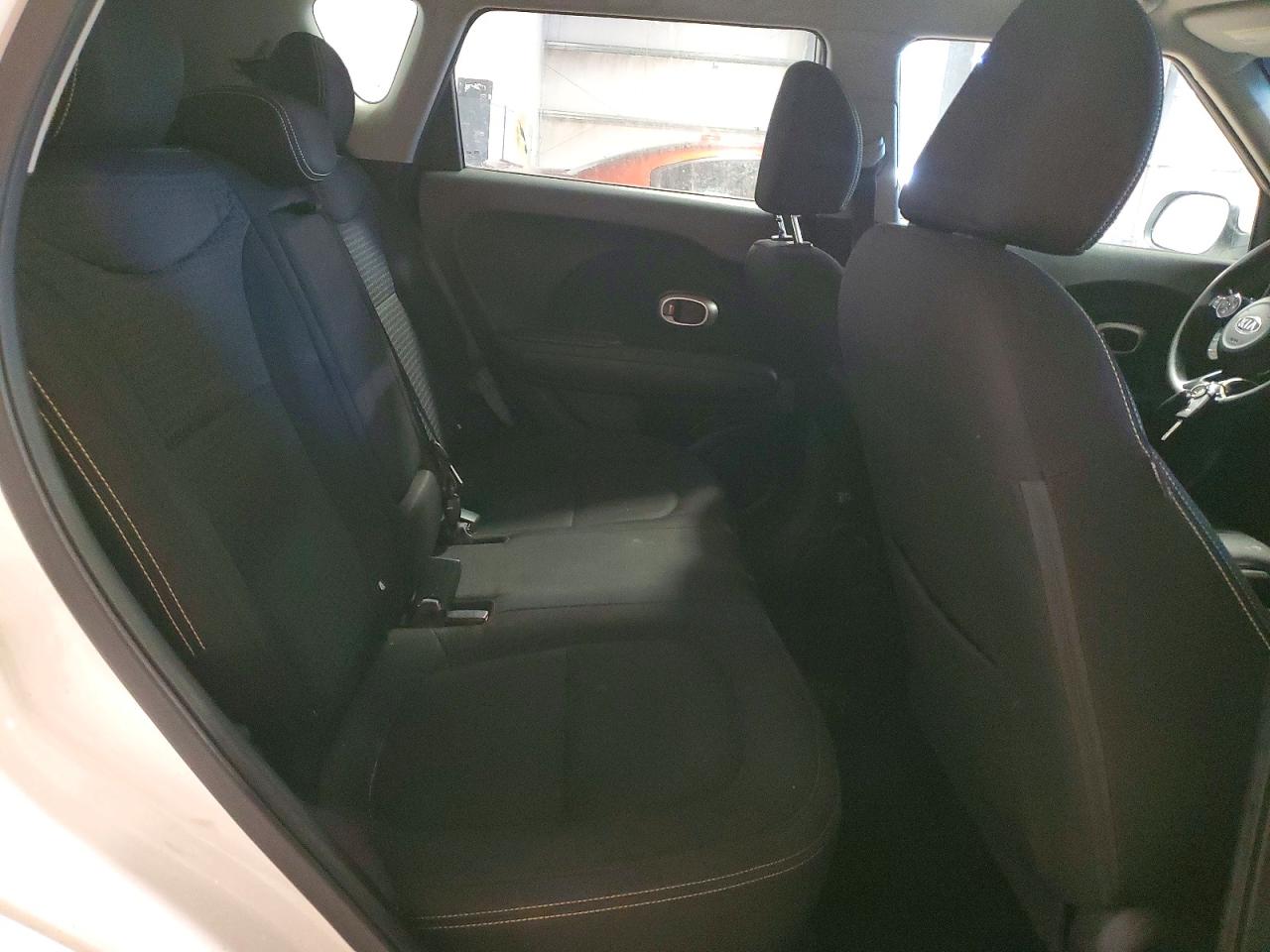 2016 KIA SOUL + photo 31